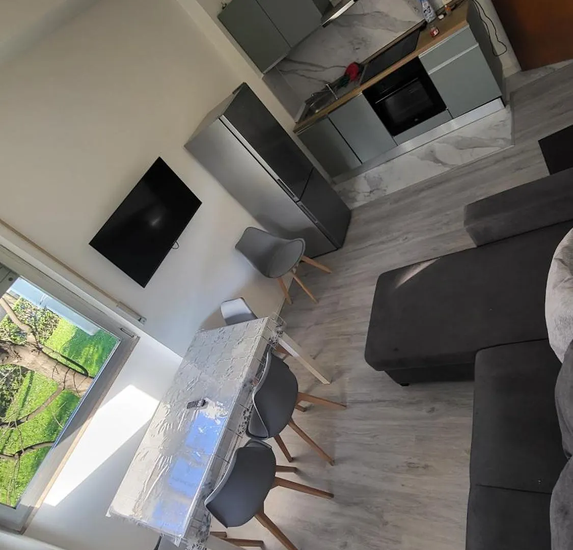 Toma Apartment Trilocale Moderno Per Max 6 Persone Milán 0*,