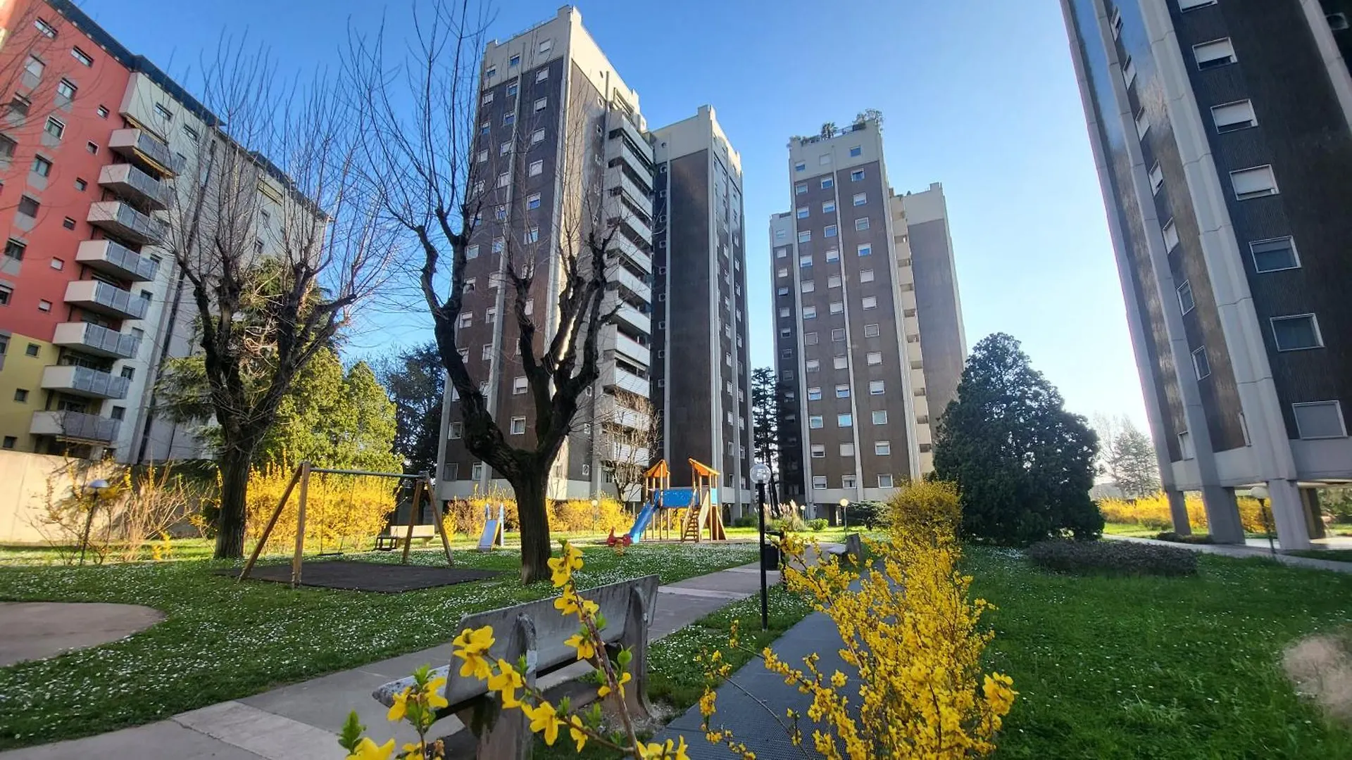 Toma Apartment Trilocale Moderno Per Max 6 Persone Milán Italia