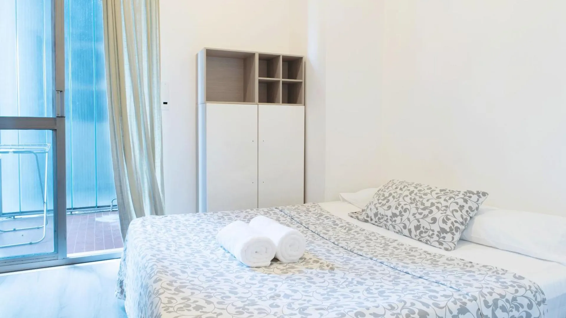 Toma Apartment Trilocale Moderno Per Max 6 Persone Milán
